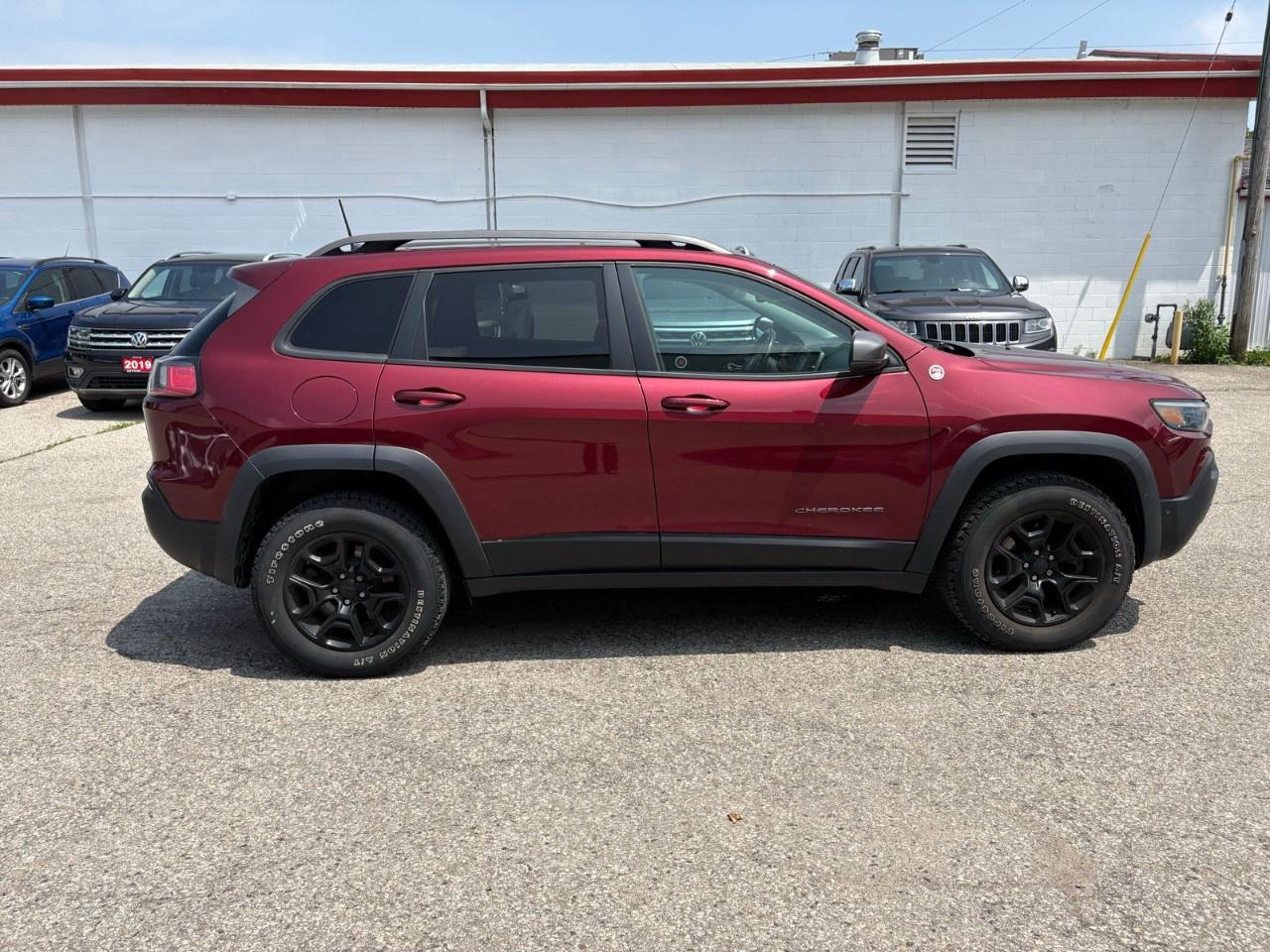 2019 Jeep Cherokee TRAILHAWK ELITE 4X4 Photo