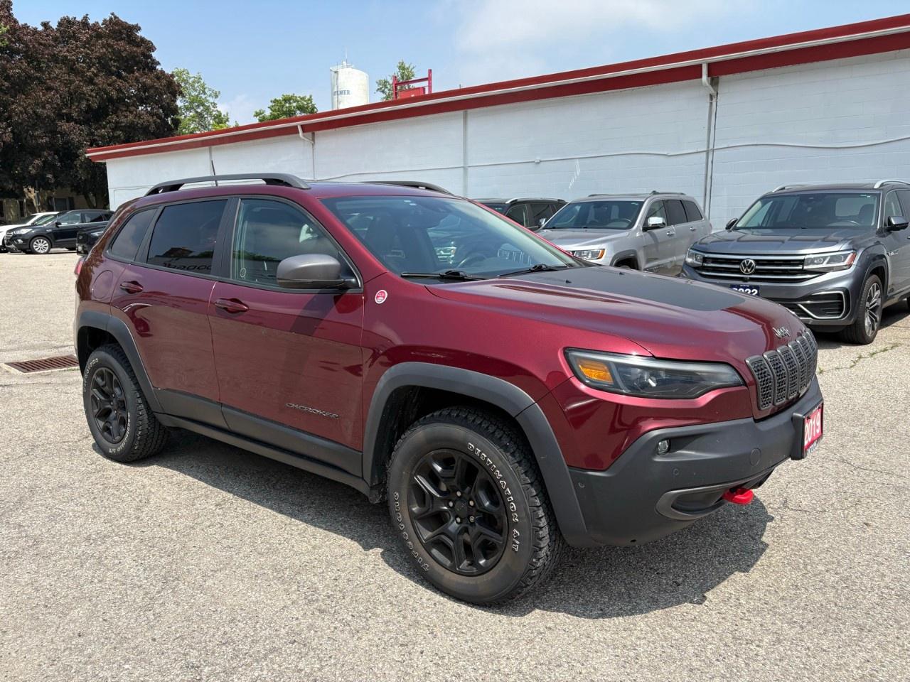 2019 Jeep Cherokee TRAILHAWK ELITE 4X4 Photo
