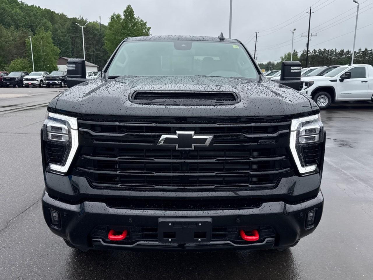 2026 Chevrolet SILVERADO 2500HD 4WD Crew Cab Standard Box LTZ Photo