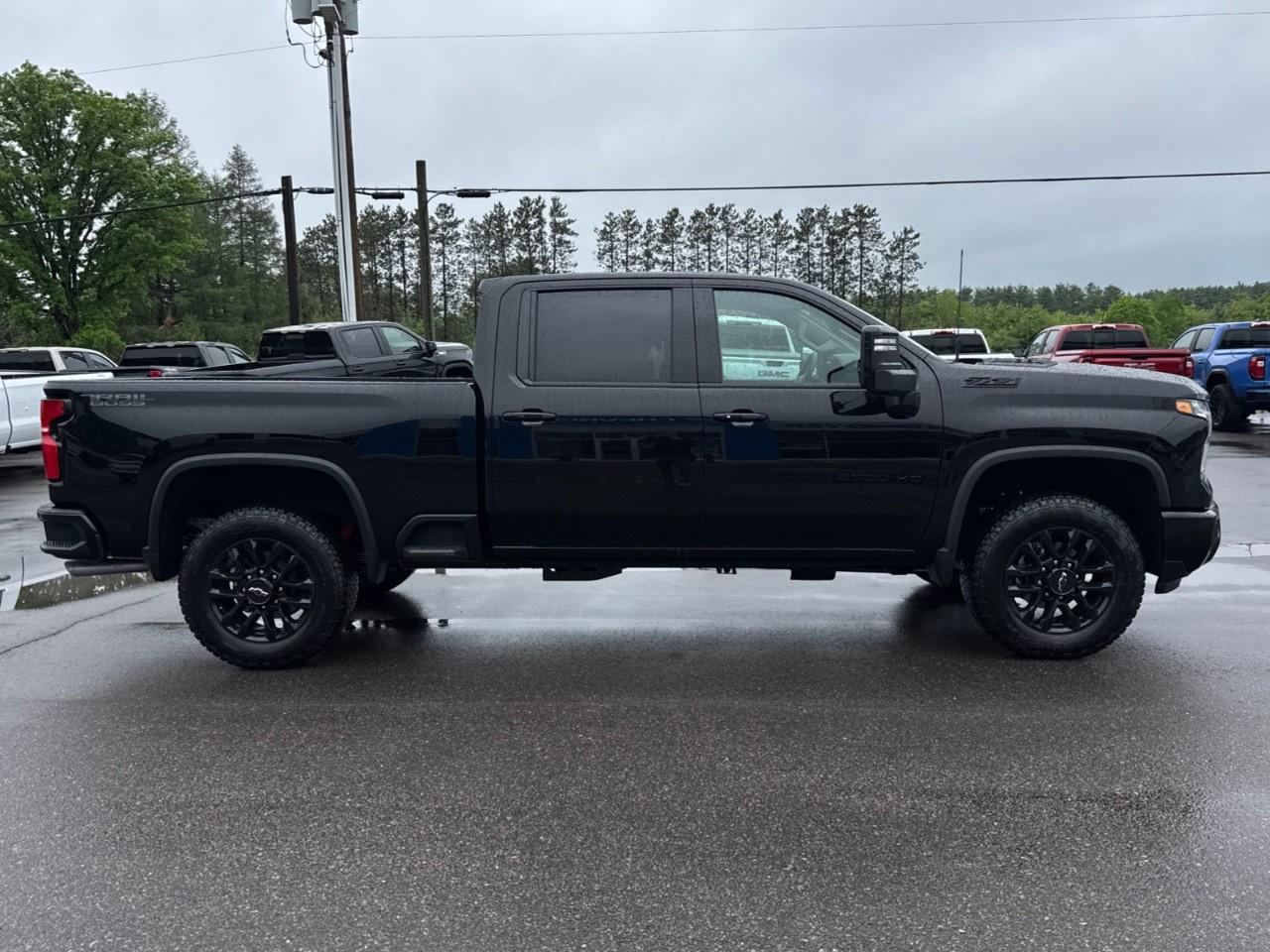 2026 Chevrolet SILVERADO 2500HD 4WD Crew Cab Standard Box LTZ Photo