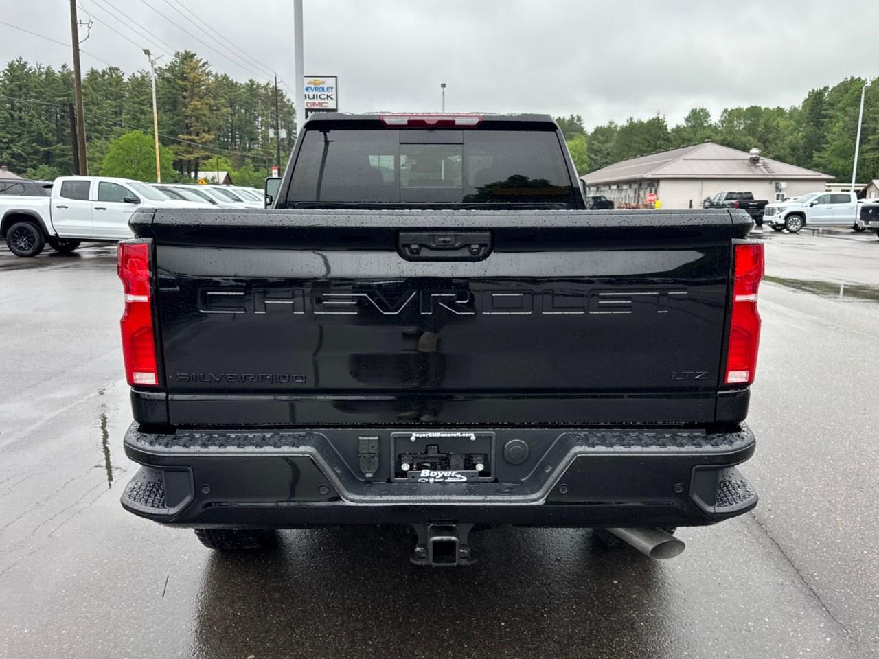 2026 Chevrolet SILVERADO 2500HD 4WD Crew Cab Standard Box LTZ Photo