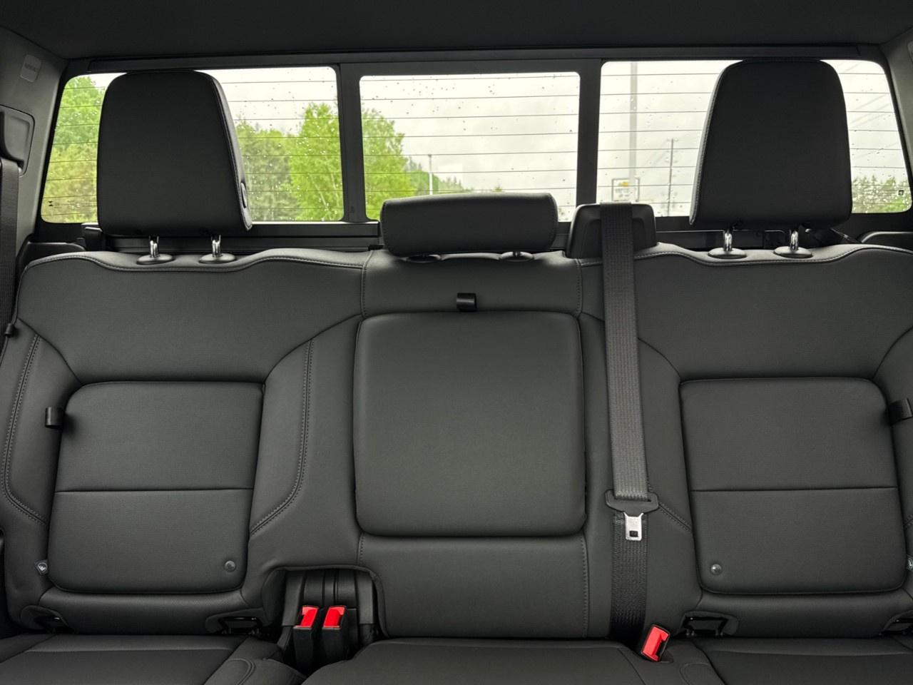 2026 Chevrolet SILVERADO 2500HD 4WD Crew Cab Standard Box LTZ Photo