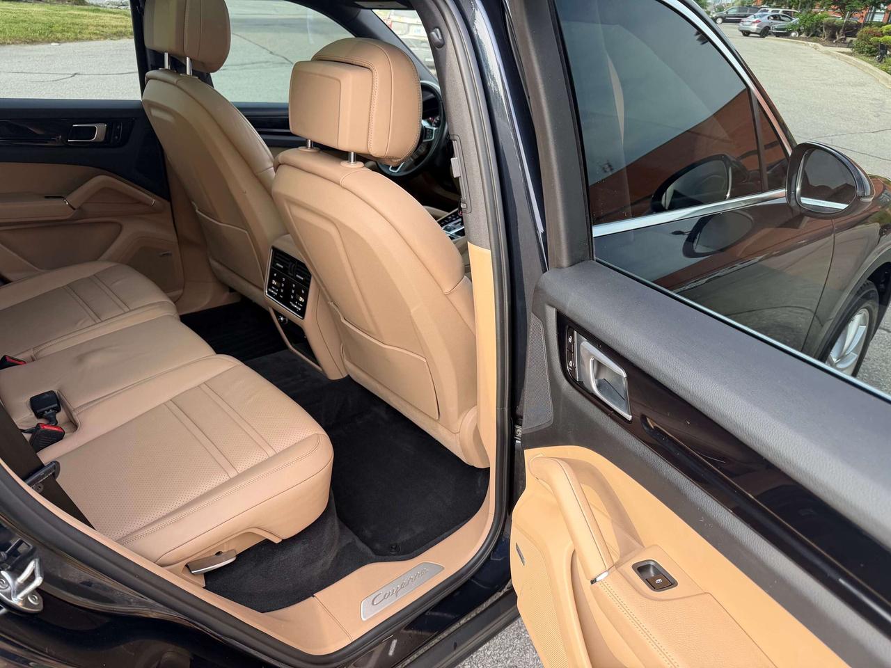 2019 Porsche Cayenne S Heads Up 360 Camera Soft Close LED matrix Photo