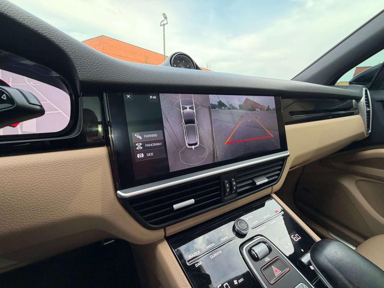 2019 Porsche Cayenne S Heads Up 360 Camera Soft Close LED matrix Photo