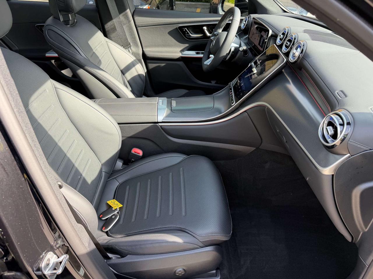2026 Mercedes-Benz AMG GLC 43 AMG Night Package Panoramic Roof Photo