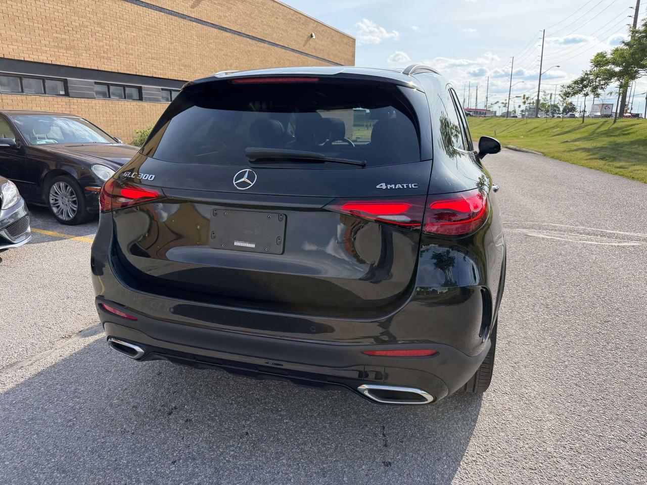 2026 Mercedes-Benz AMG GLC 43 AMG Night Package Panoramic Roof Photo