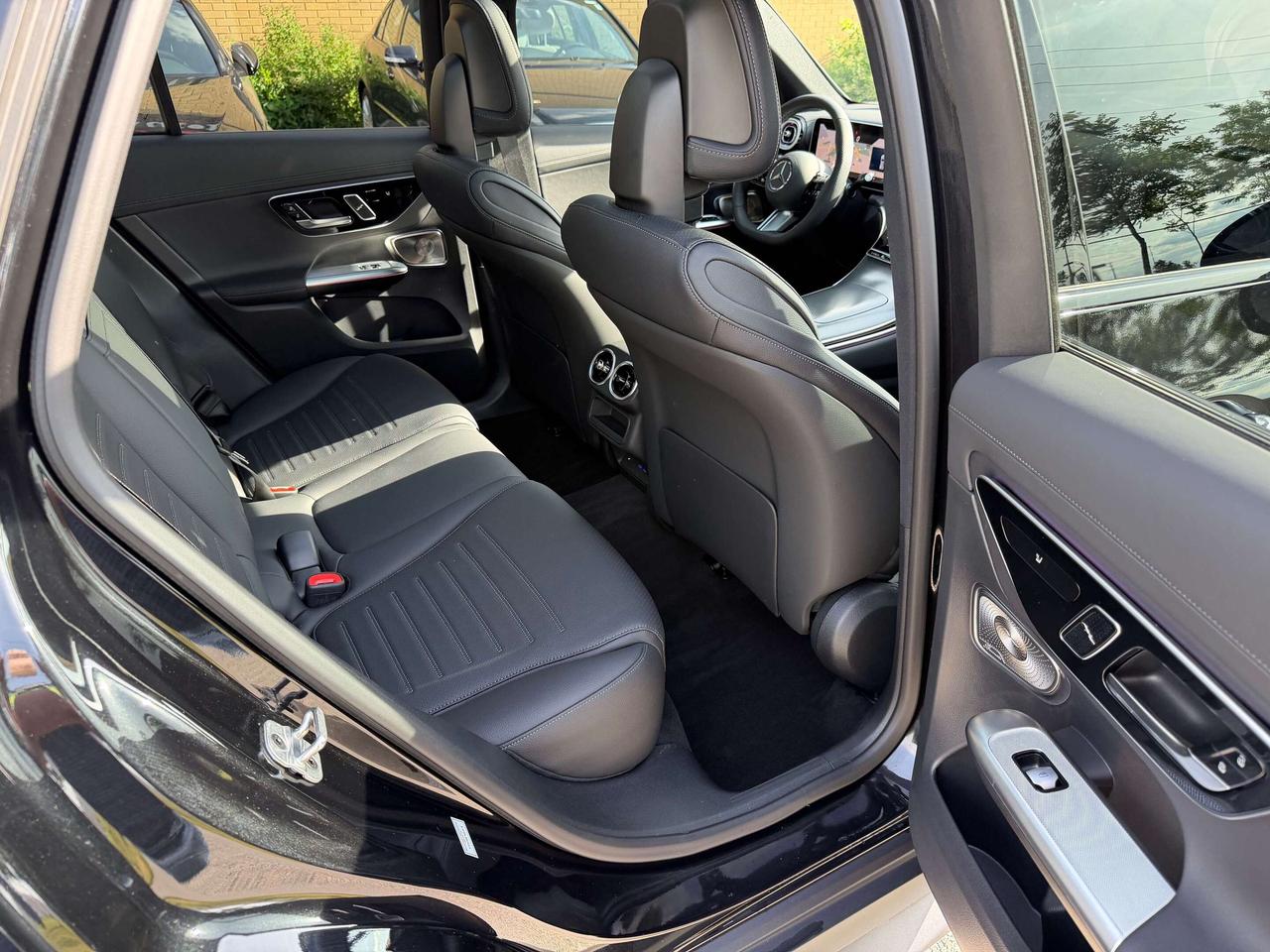 2026 Mercedes-Benz AMG GLC 43 AMG Night Package Panoramic Roof Photo