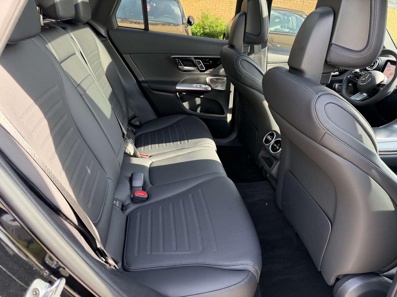 2026 Mercedes-Benz AMG GLC 43 AMG Night Package Panoramic Roof Photo
