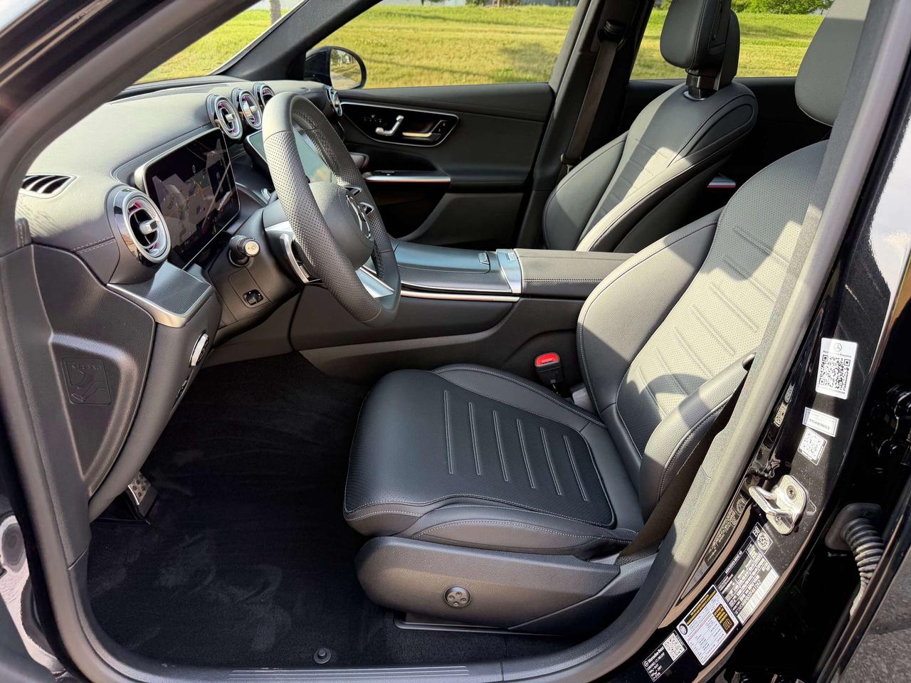2026 Mercedes-Benz AMG GLC 43 AMG Night Package Panoramic Roof Photo
