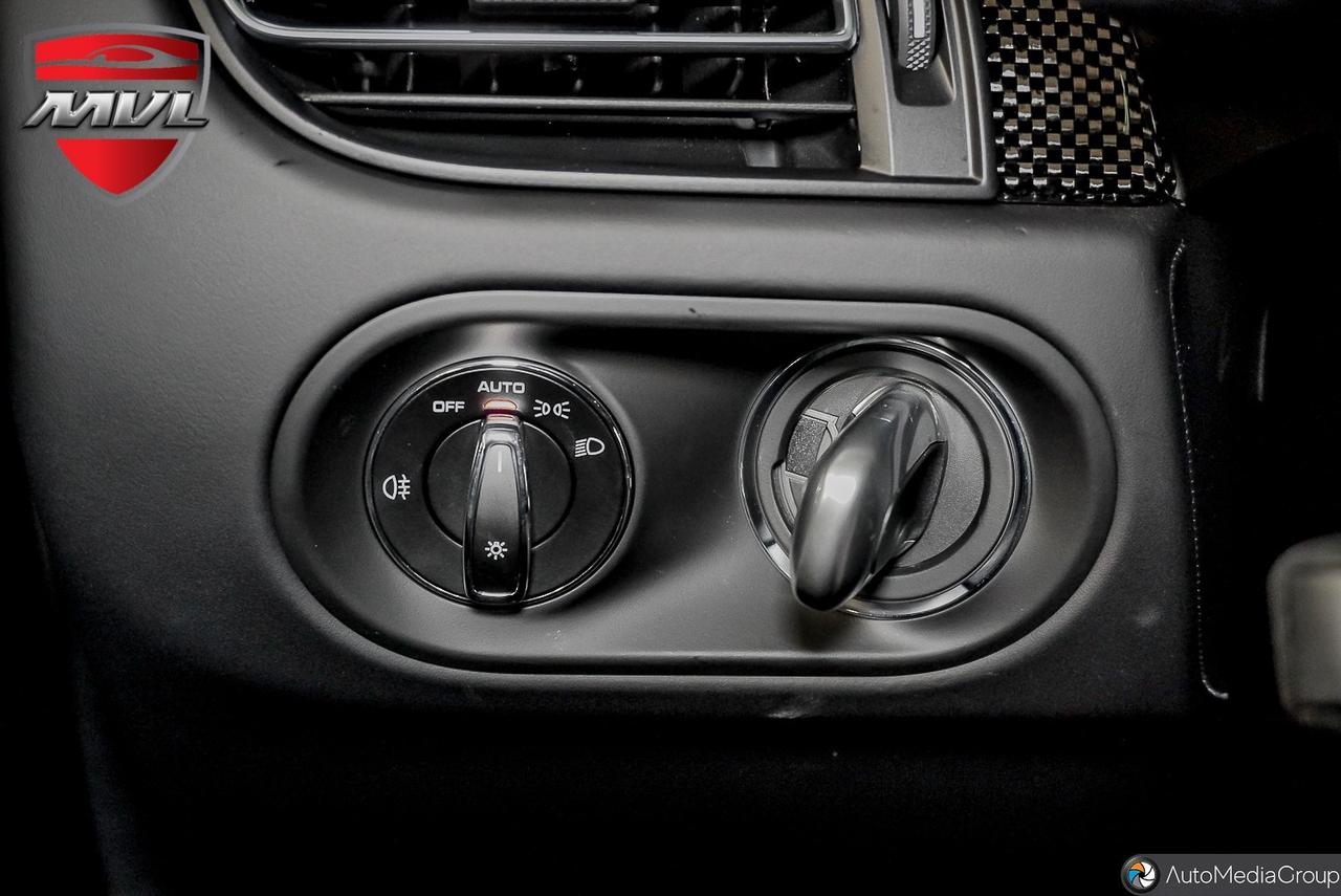 2024 Porsche Macan GTS 4dr All-Wheel Drive Photo