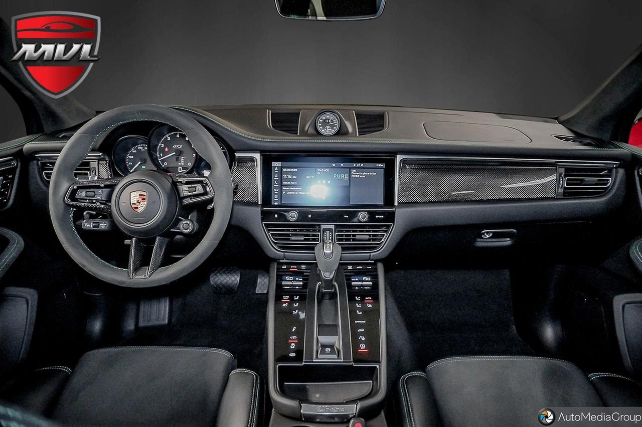 2024 Porsche Macan GTS 4dr All-Wheel Drive Photo