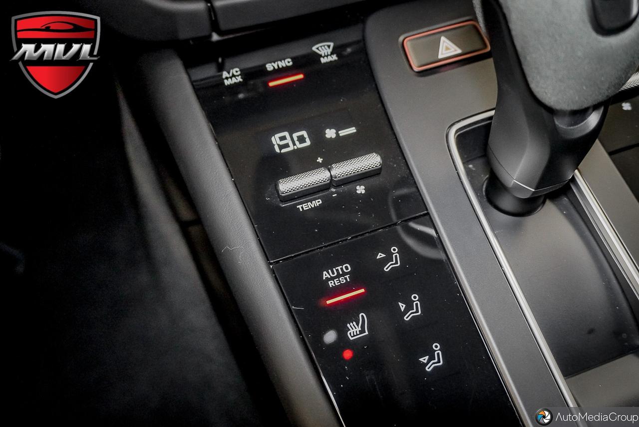 2024 Porsche Macan GTS 4dr All-Wheel Drive Photo