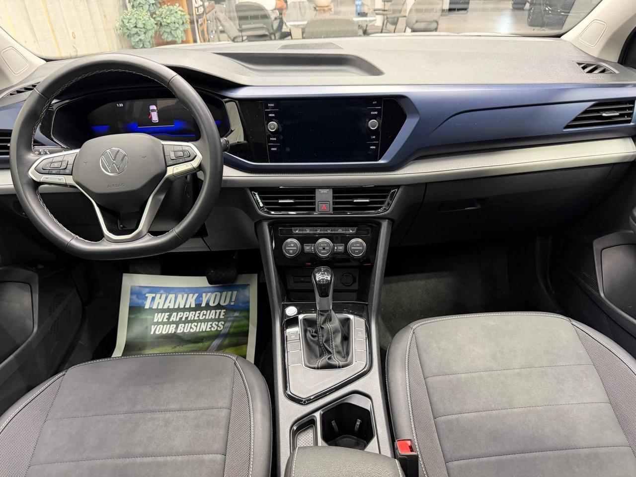 2024 Volkswagen Taos COMFORTLINE PANO ROOF Photo