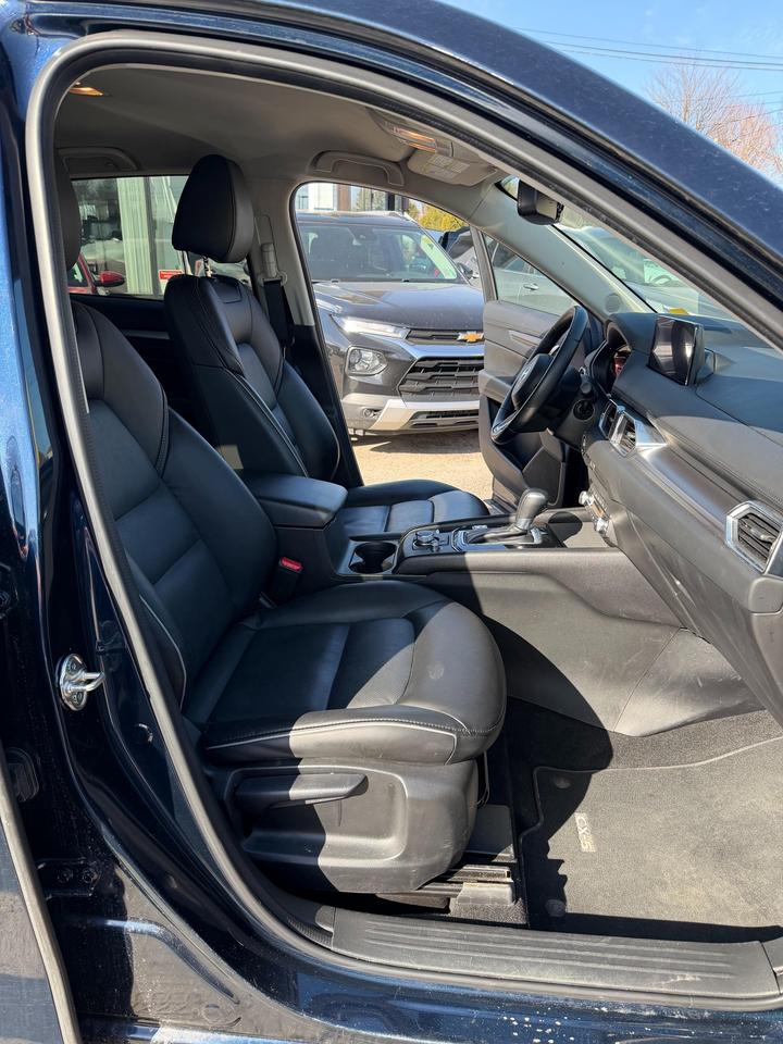 2025 Mazda CX-5  Photo