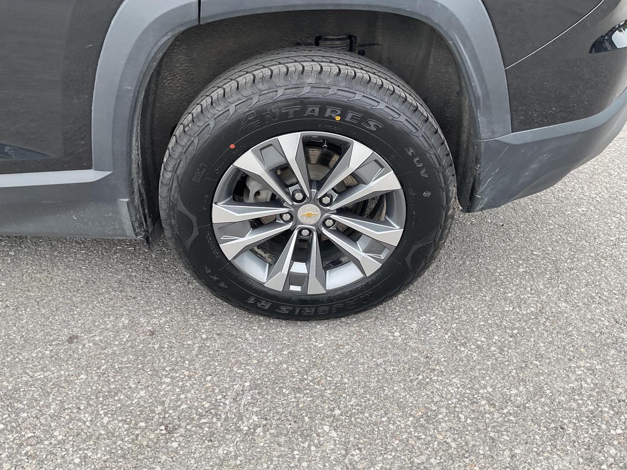 2025 Chevrolet Equinox LT 4dr All-Wheel Drive Photo