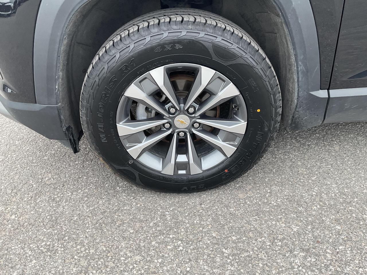 2025 Chevrolet Equinox LT 4dr All-Wheel Drive Photo