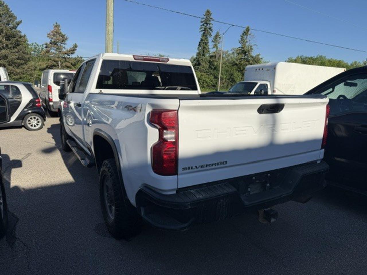 2021 Chevrolet SILVERADO 2500HD 8 year/160,000 Kms powertrain warranty included. Photo