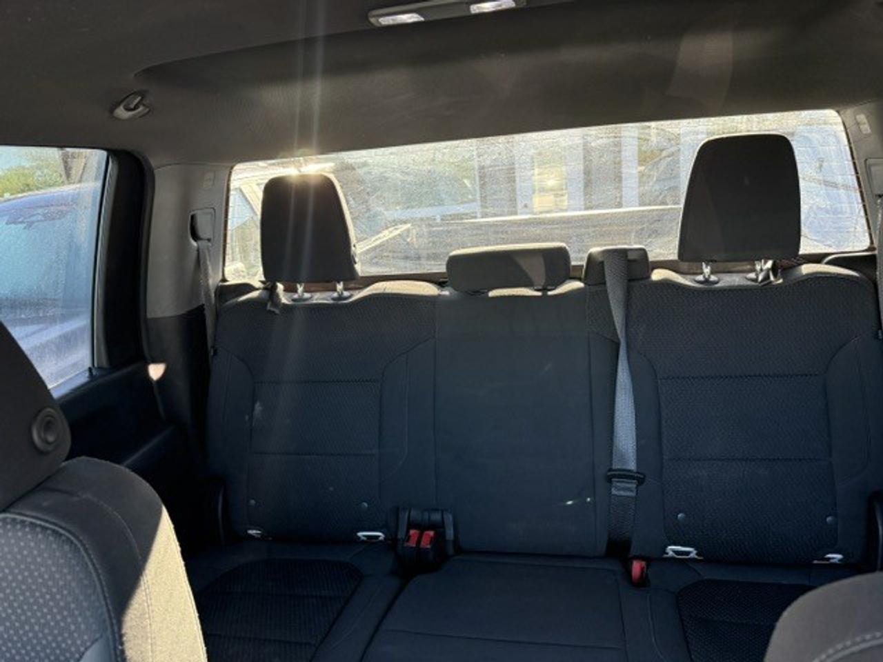 2021 Chevrolet SILVERADO 2500HD 8 year/160,000 Kms powertrain warranty included. Photo