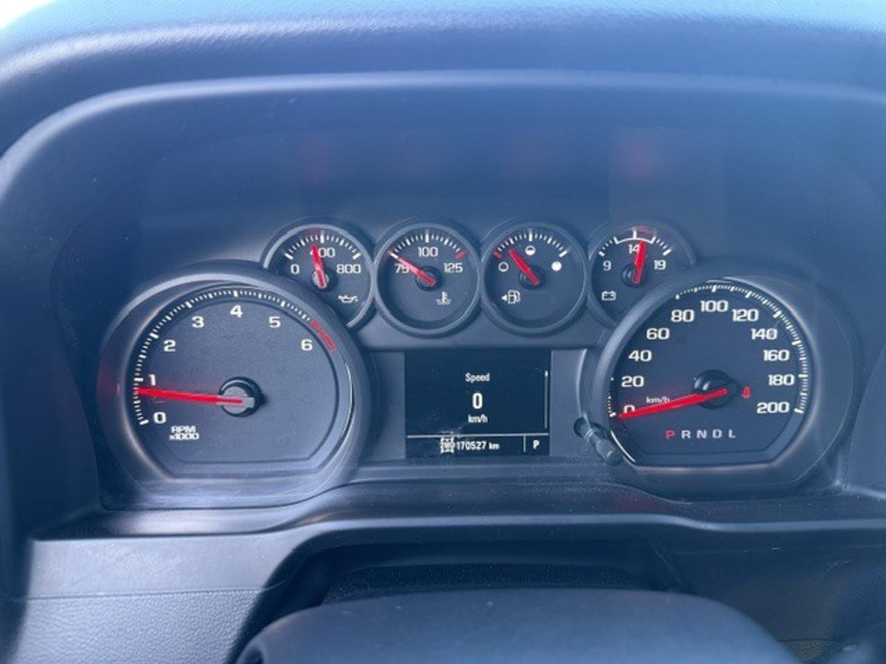 2021 Chevrolet SILVERADO 2500HD 8 year/160,000 Kms powertrain warranty included. Photo