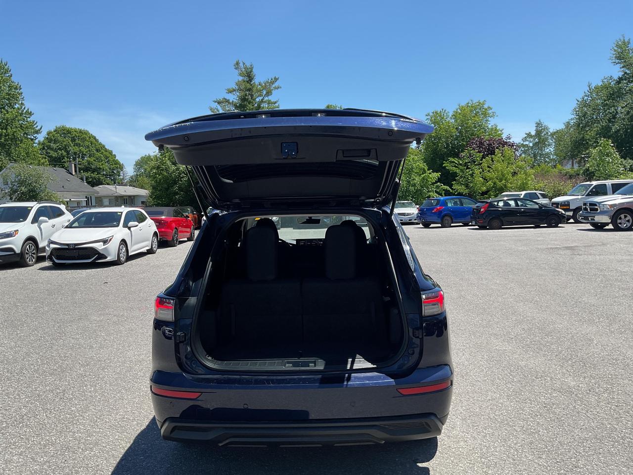 2025 Mitsubishi Outlander ES 4dr S-AWC Photo
