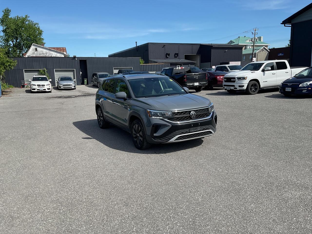2024 Volkswagen Taos Comfortline 4dr Front-Wheel Drive Photo