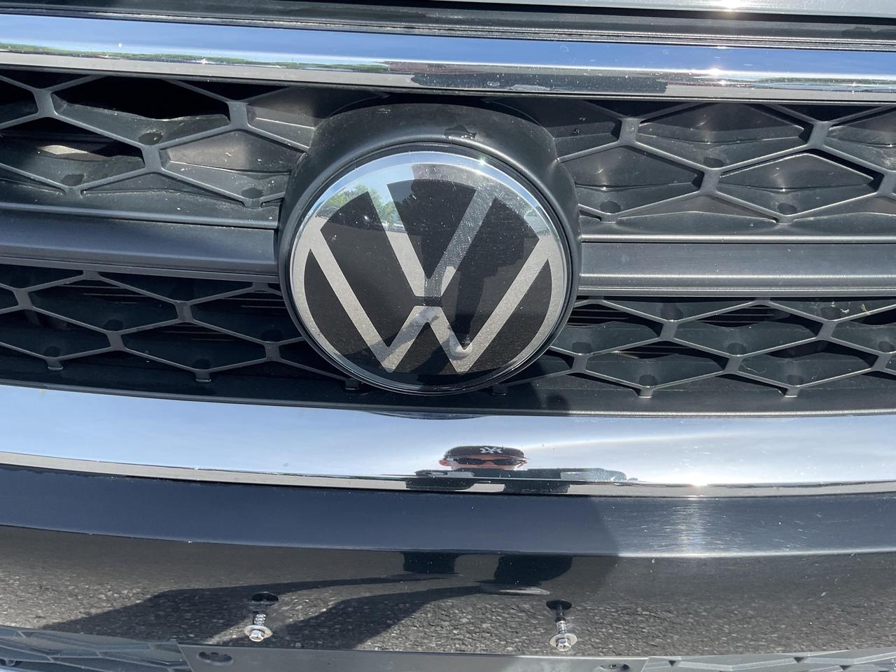 2024 Volkswagen Taos Comfortline 4dr Front-Wheel Drive Photo