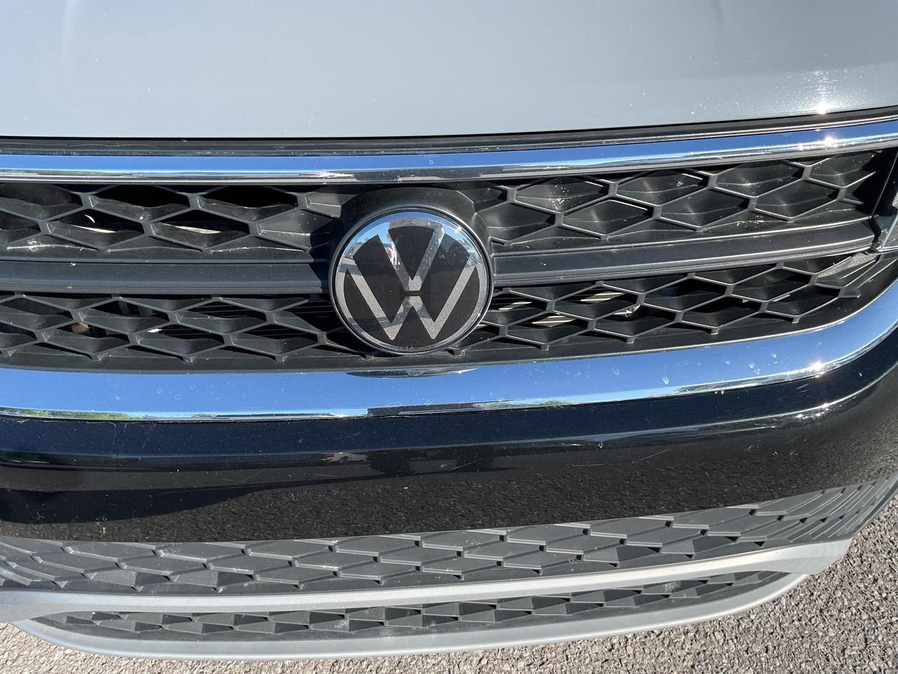 2024 Volkswagen Taos Comfortline 4dr Front-Wheel Drive Photo