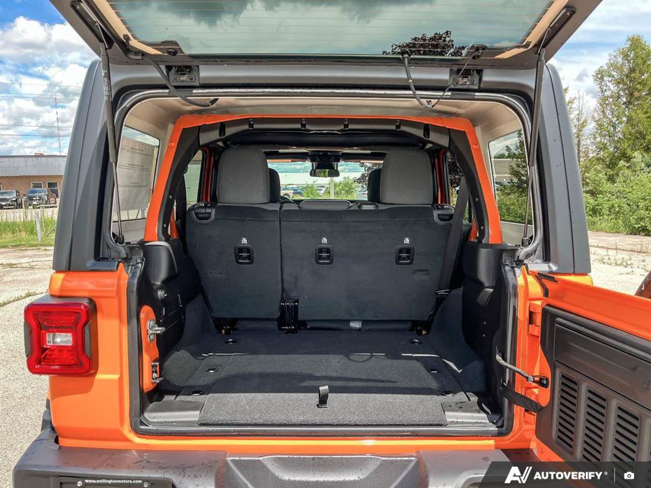 2025 Jeep Wrangler Sahara | Joose ! | Apple Car Play | Android Auto | Adaptive Cruise | Heated Steering Wheel | Photo