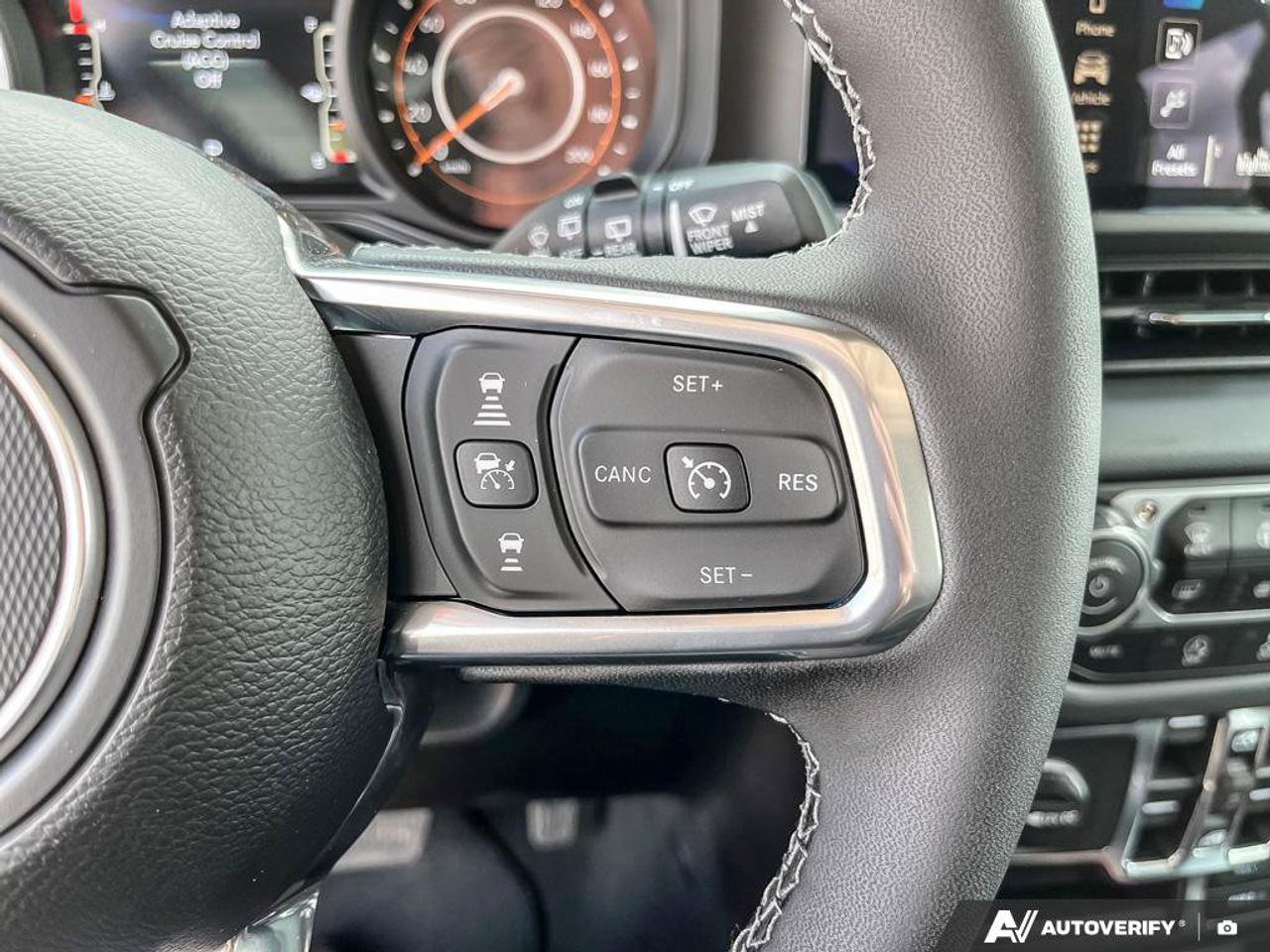 2025 Jeep Wrangler Sahara | Joose ! | Apple Car Play | Android Auto | Adaptive Cruise | Heated Steering Wheel | Photo