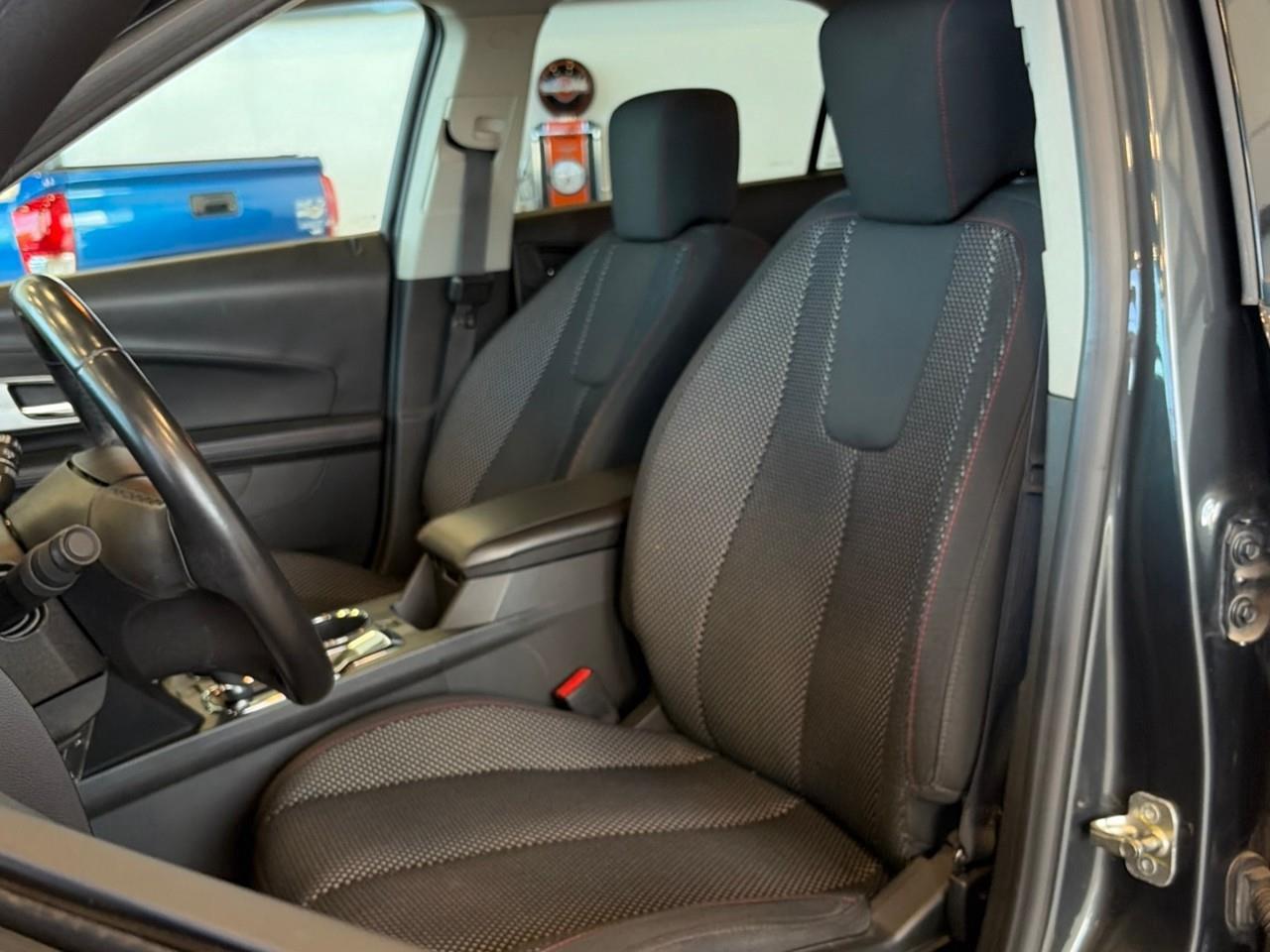 2013 Chevrolet Equinox 1LT Front-wheel Drive Sport Utility Photo