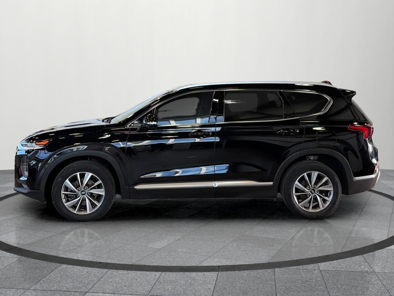 2020 Hyundai Santa Fe Preferred 2.4 4dr All-Wheel Drive Photo2