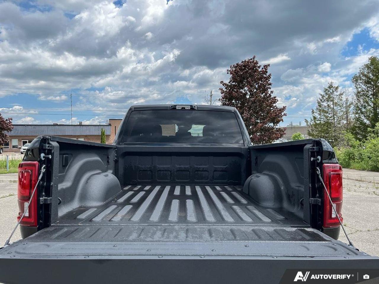 2025 RAM 2500 Big Horn Photo