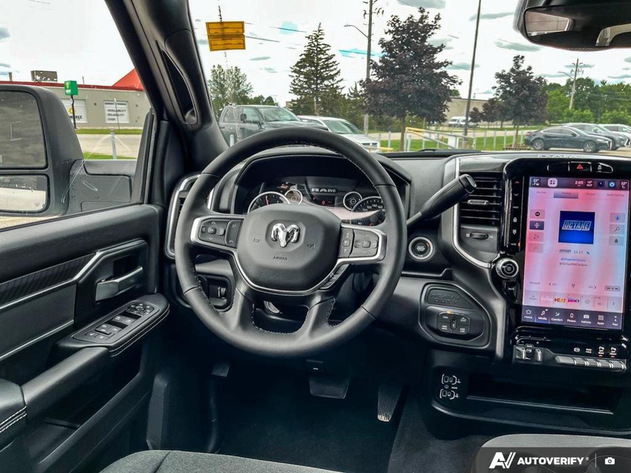 2025 RAM 2500 Big Horn | Navigation | Apple Carplay | Android Auto | Remote Start | Tow Package | Photo