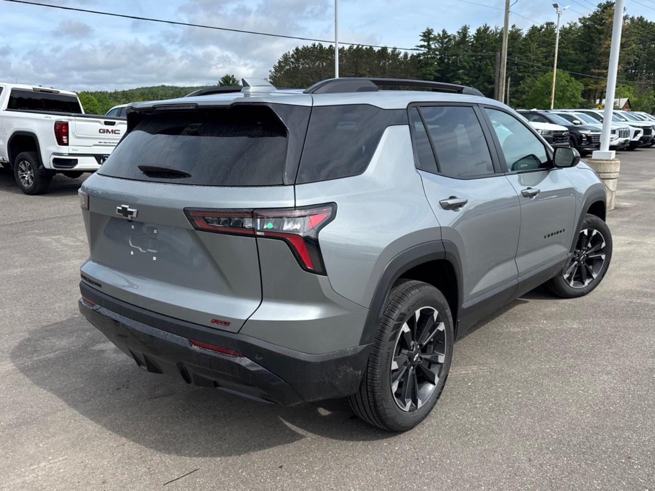 2026 Chevrolet Equinox AWD RS Photo