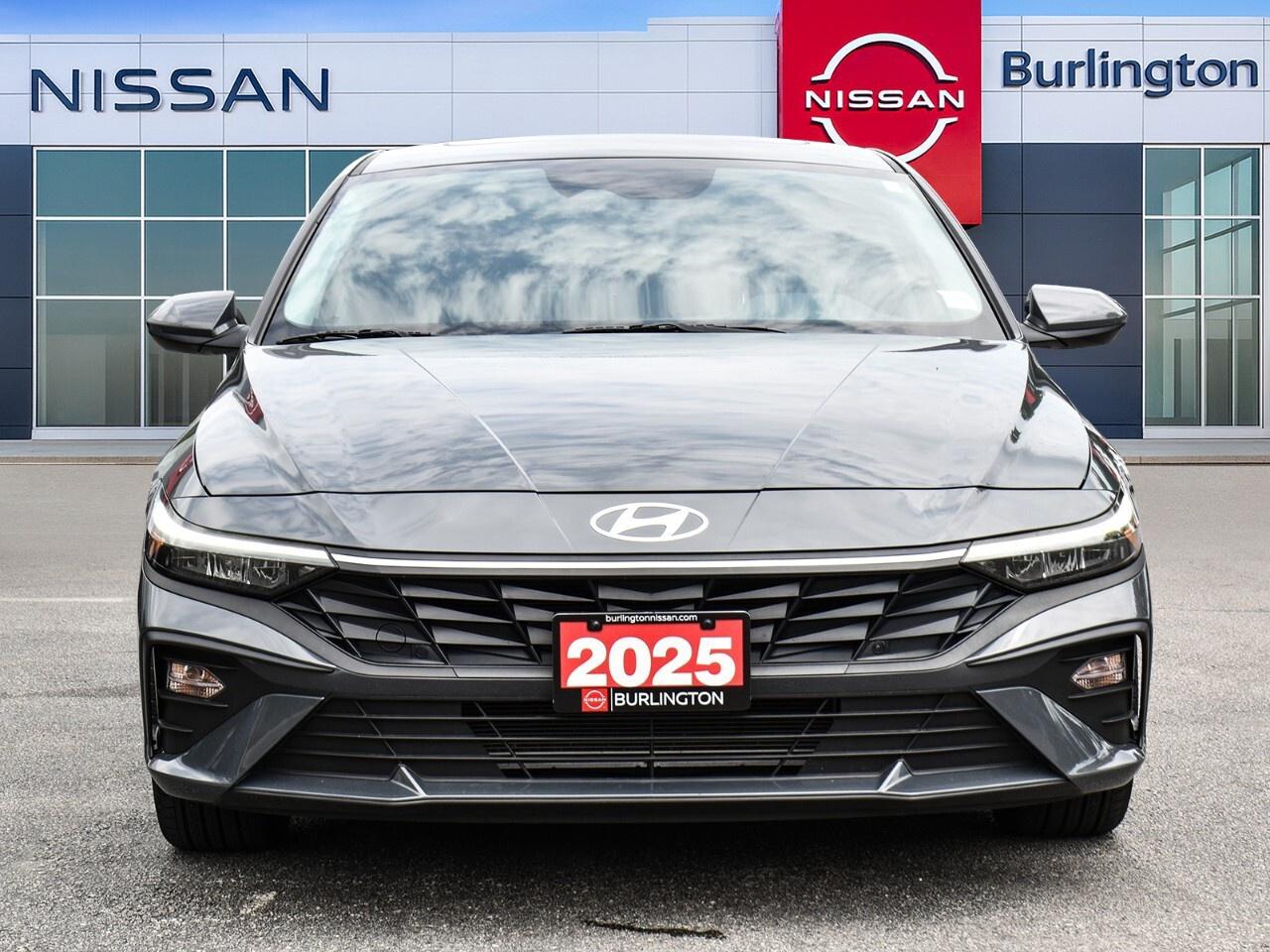 2025 Hyundai Elantra APPLE CARPLAY, LOW KMS, GREAT ON FUEL Photo4