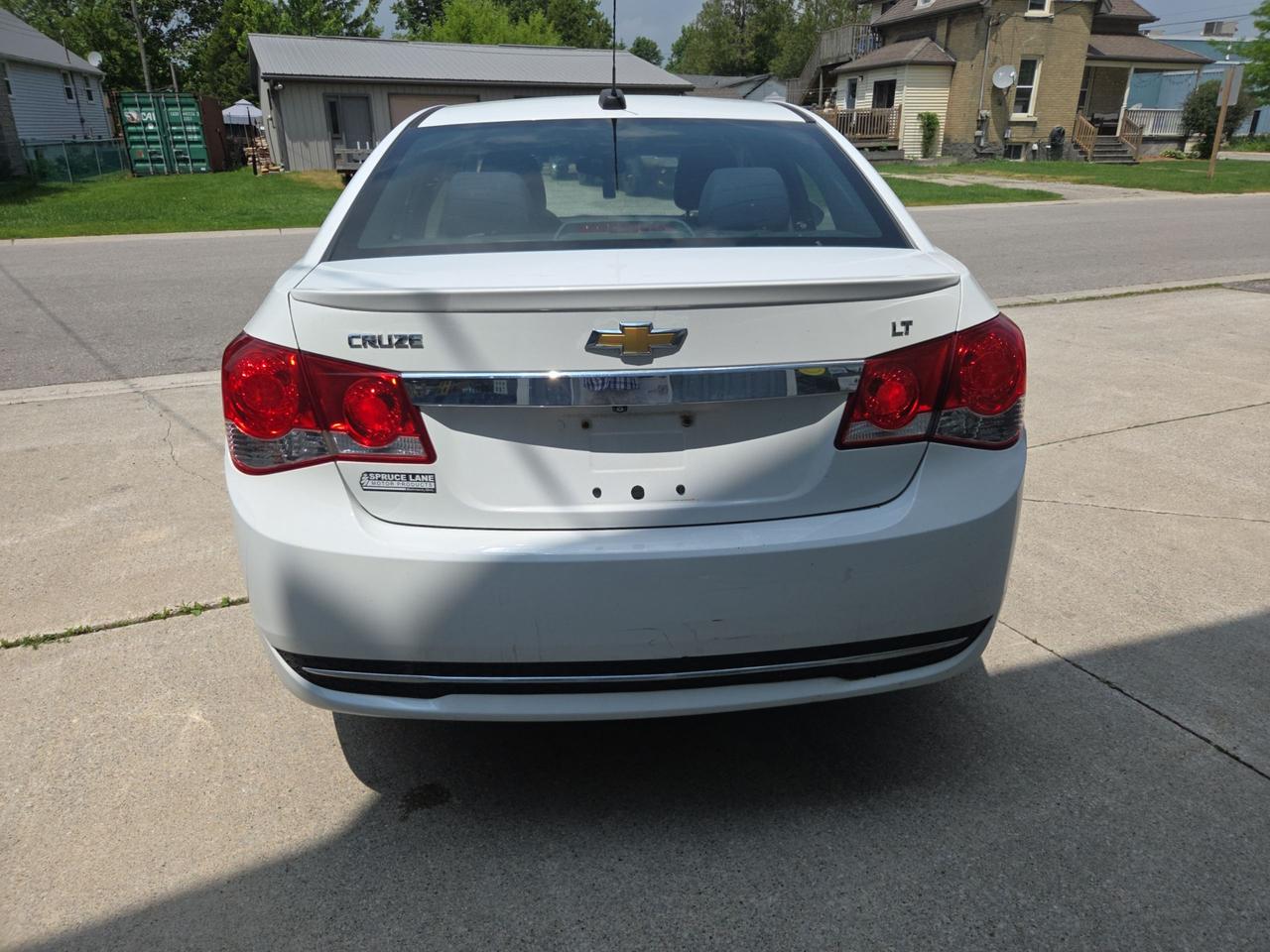 2015 Chevrolet Cruze 1LT Photo4
