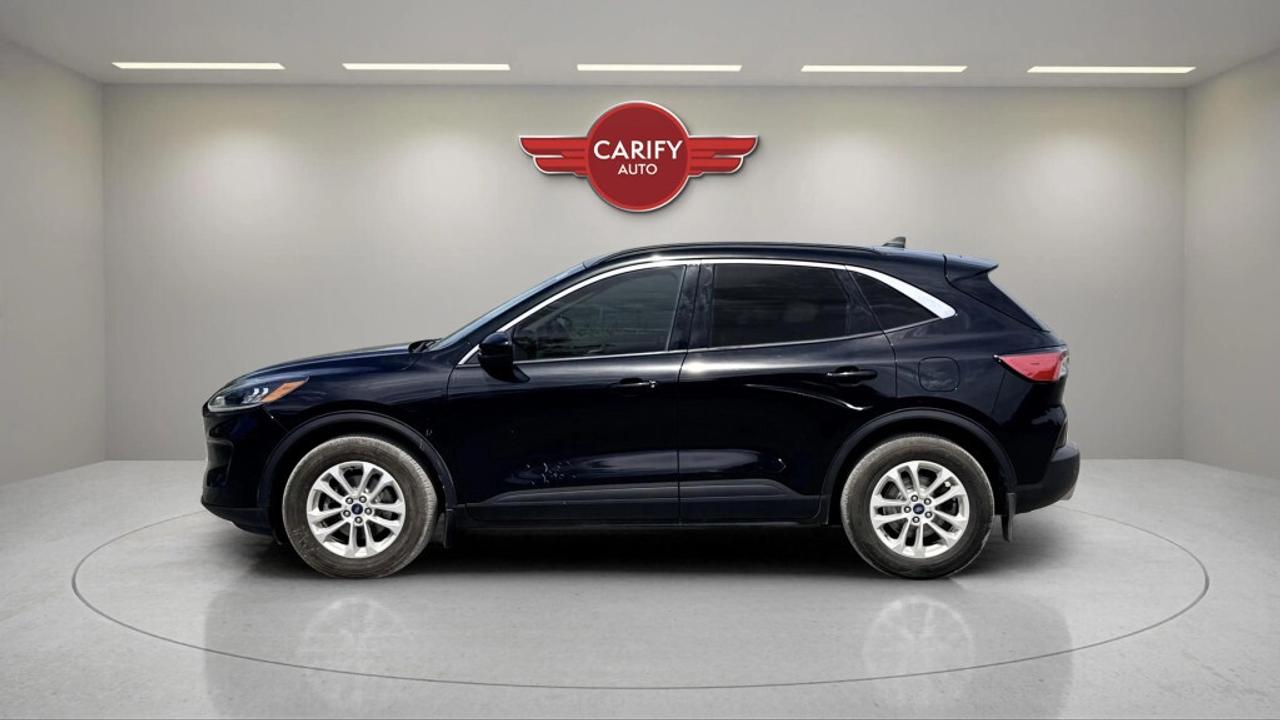 2020 Ford Escape SE  All-Wheel Drive Photo