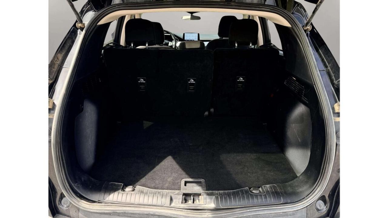 2020 Ford Escape SE  All-Wheel Drive Photo