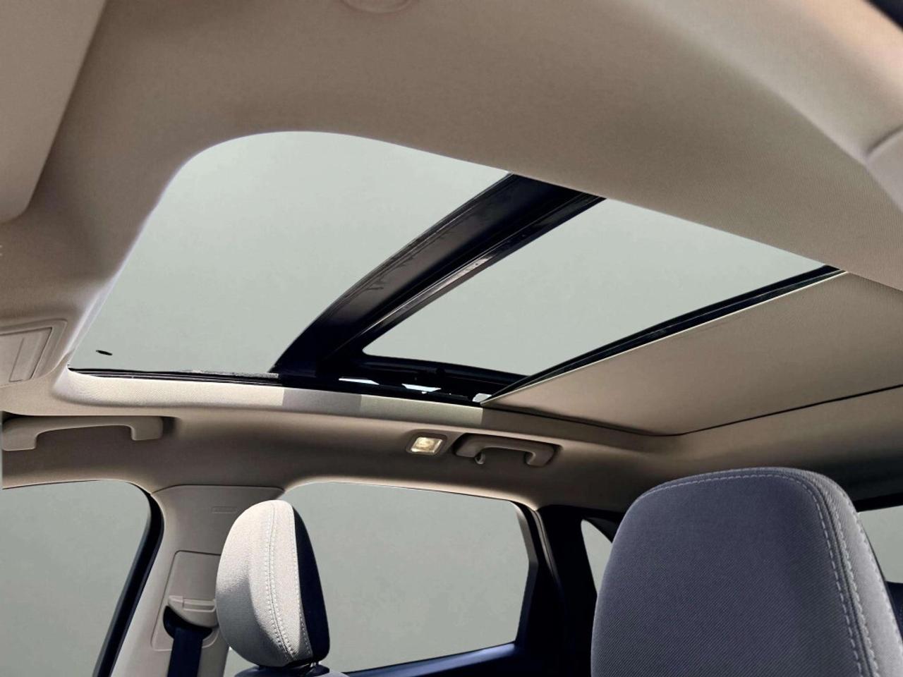 2020 Ford Escape SE  All-Wheel Drive Photo