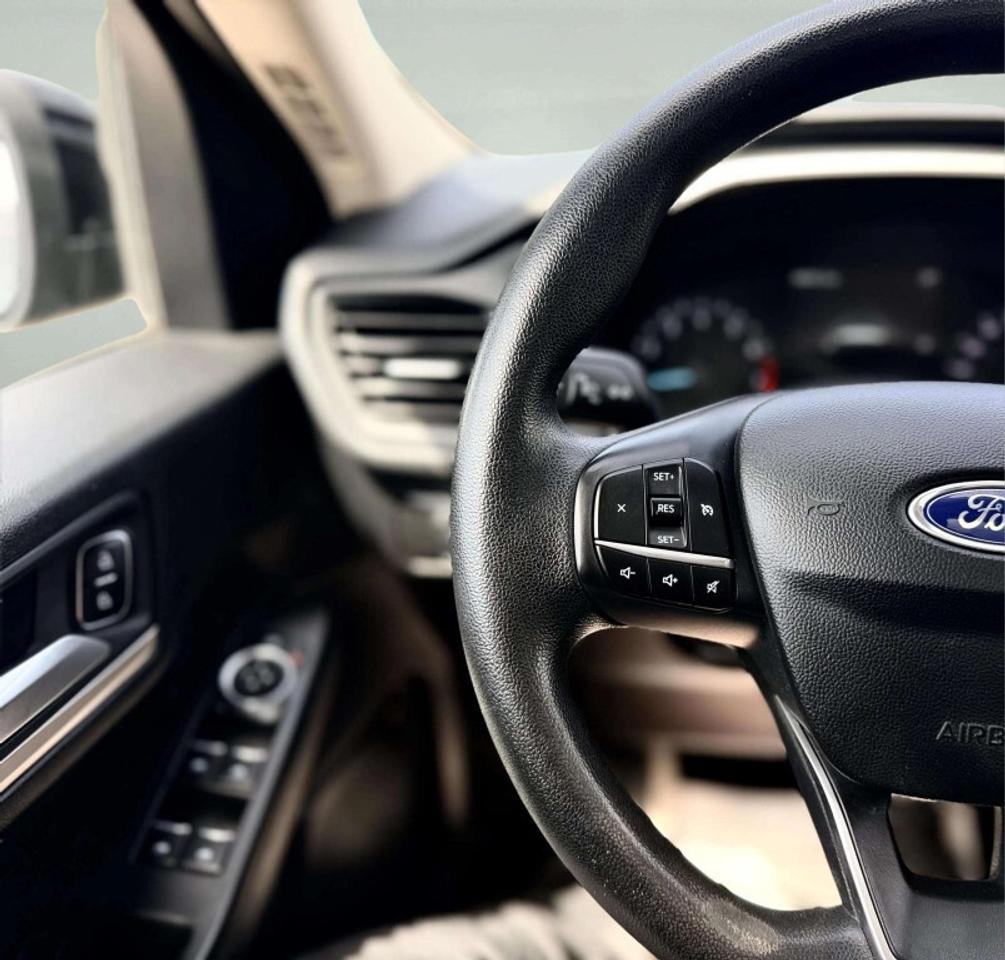 2020 Ford Escape SE  All-Wheel Drive Photo
