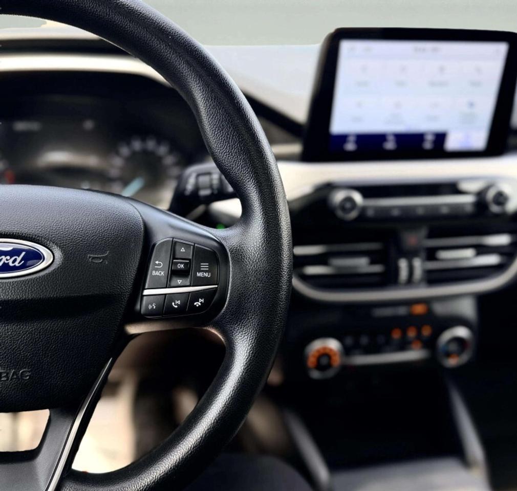 2020 Ford Escape SE  All-Wheel Drive Photo