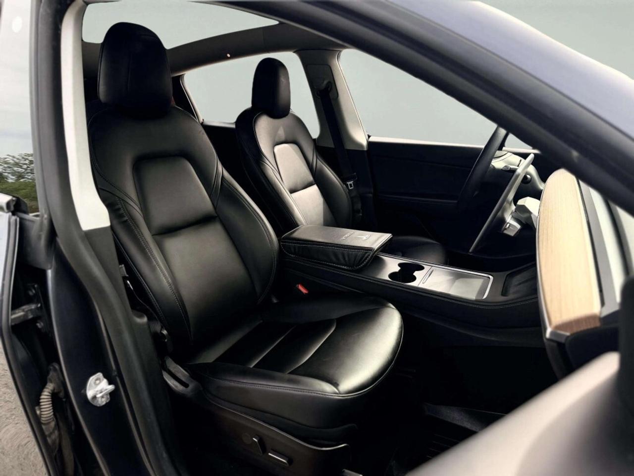 2021 Tesla Model Y Performance 4dr All-Wheel Drive Sport Utility Photo