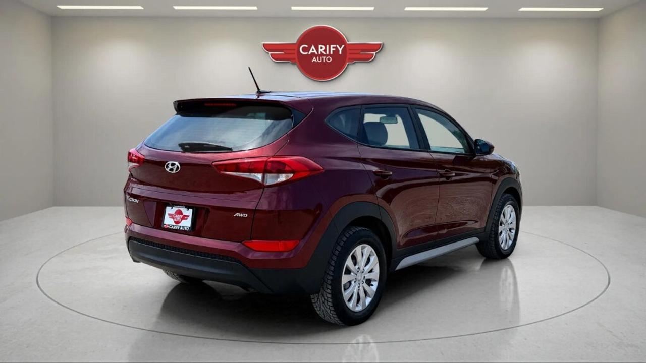 2017 Hyundai Tucson SE  All-wheel Drive Automatic Photo