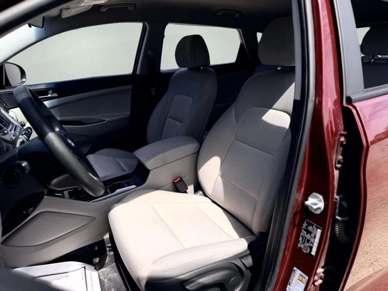 2017 Hyundai Tucson SE  All-wheel Drive Automatic Photo