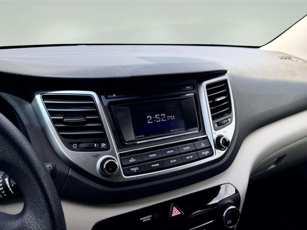 2017 Hyundai Tucson SE  All-wheel Drive Automatic Photo