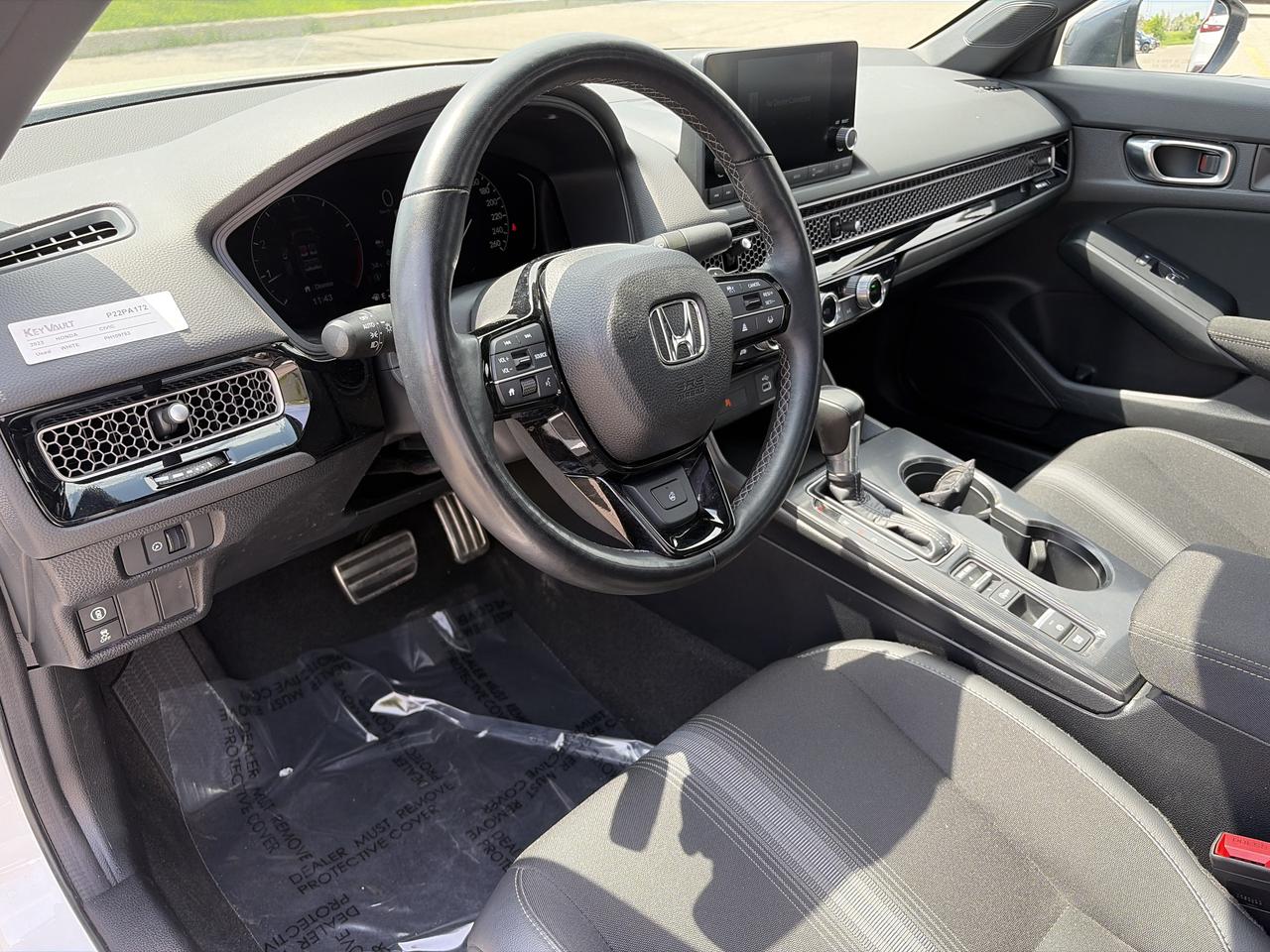 2023 Honda Civic Sport-B Photo