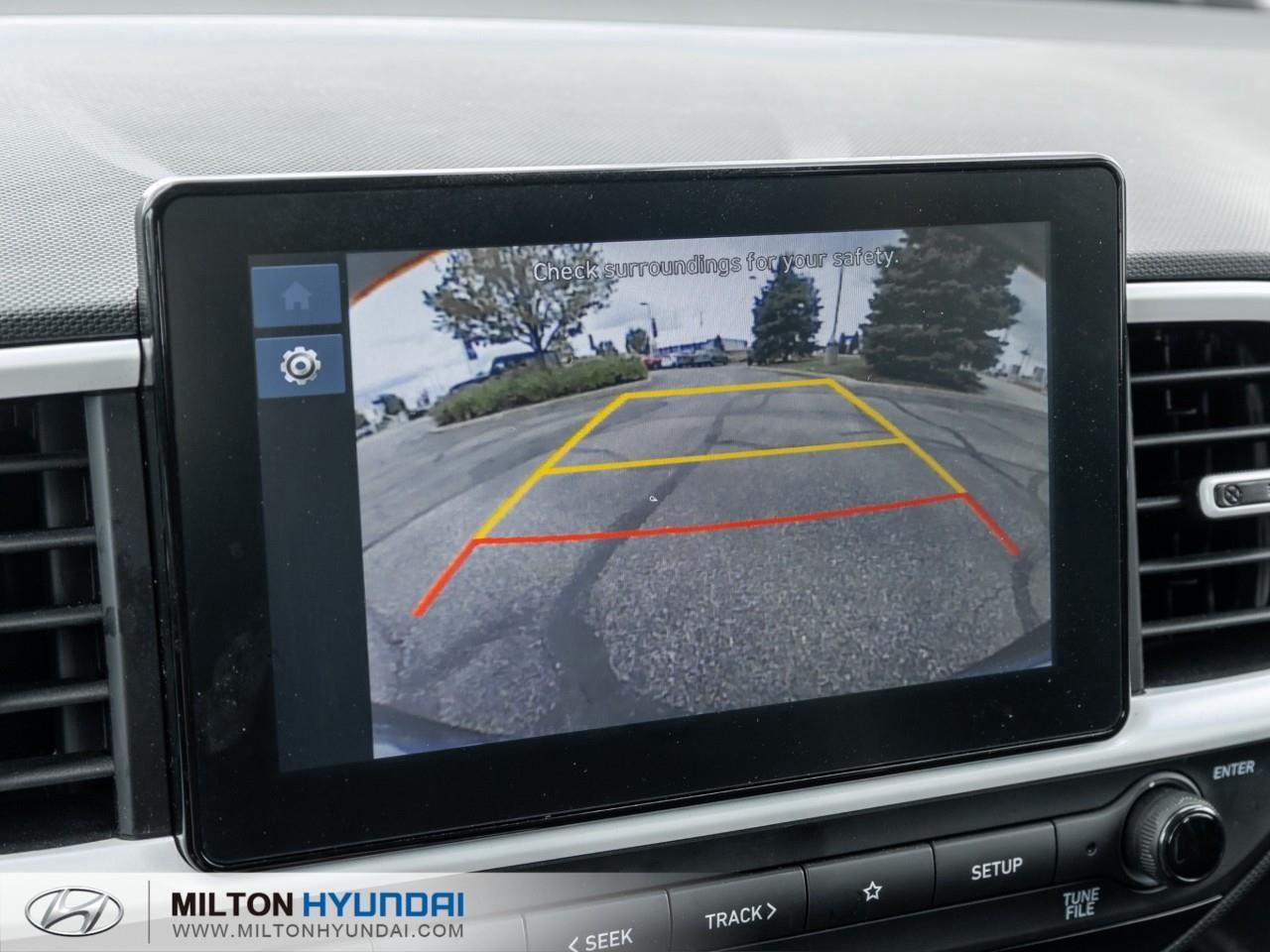 2024 Hyundai Venue Ultimate w/Black Interior 4dr Front-Wheel Drive Photo