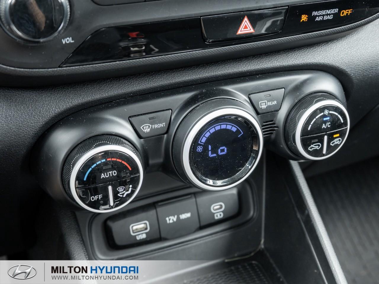 2024 Hyundai Venue Ultimate w/Black Interior 4dr Front-Wheel Drive Photo