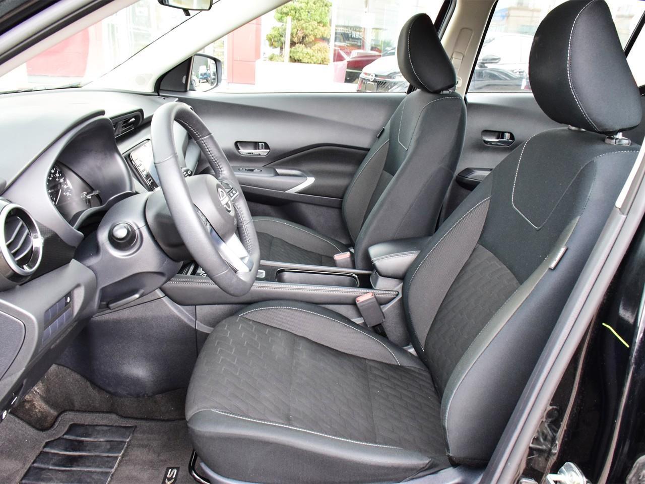 2024 Nissan Kicks SV 4dr Front-Wheel Drive Photo