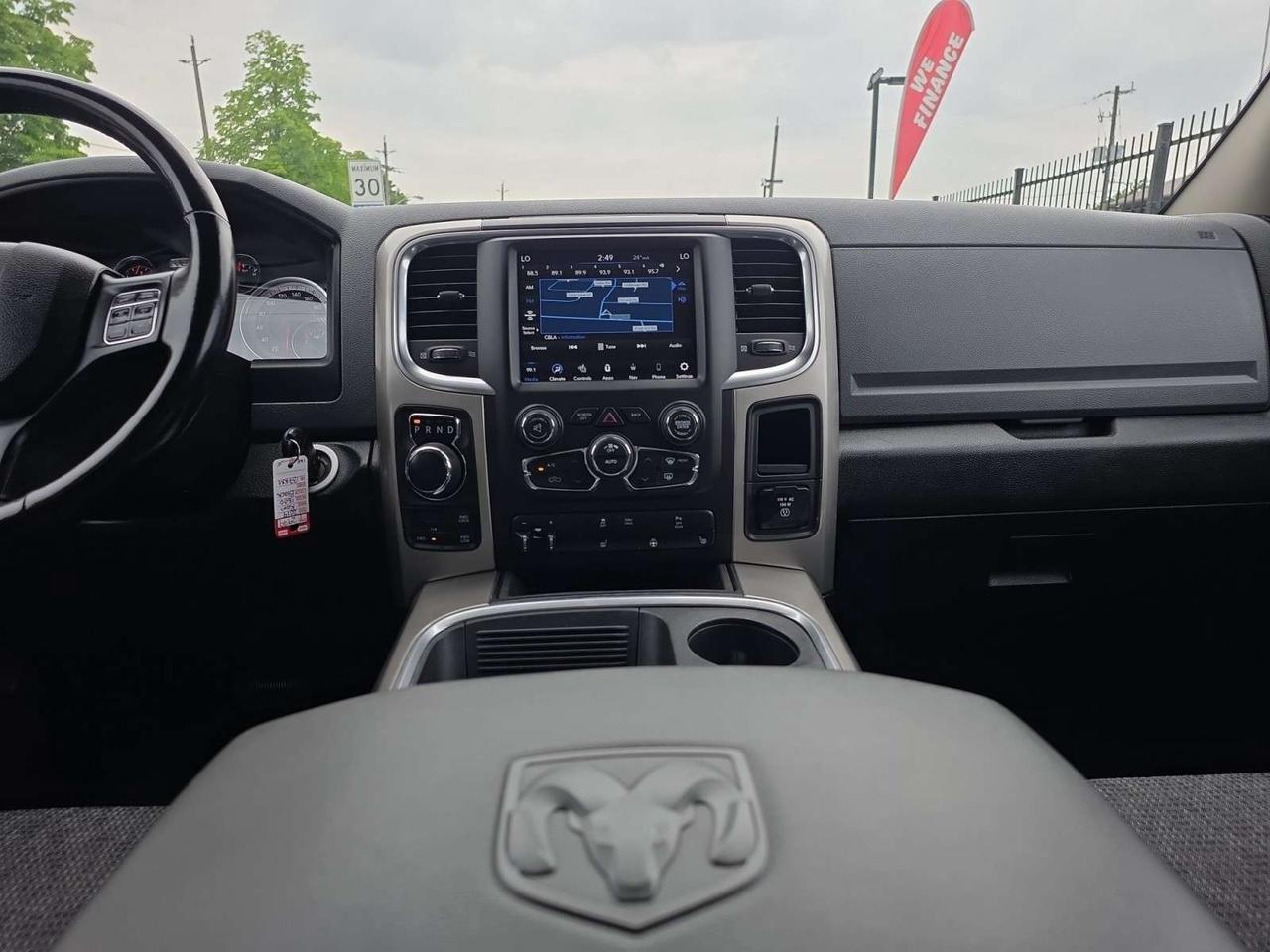 2019 RAM 1500 Warlock 4x4 Crew Cab 5'7 Box * NO ACCIDENTS / CARPLAY / CAMERA / LED Photo